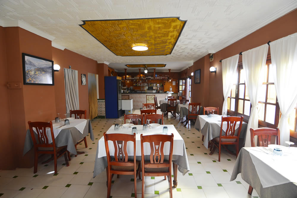 Pahuna Nepalese Restaurant 