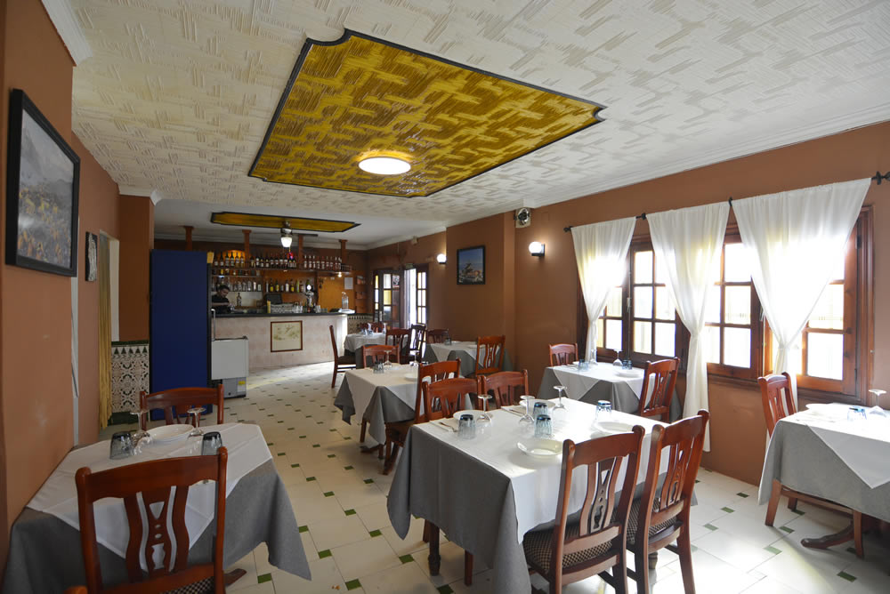 Pahuna Nepalese Restaurant  